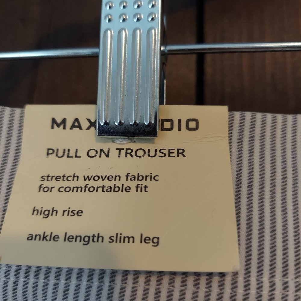 NWT MaxStudio Pull-on Pants - Picture 5 of 6